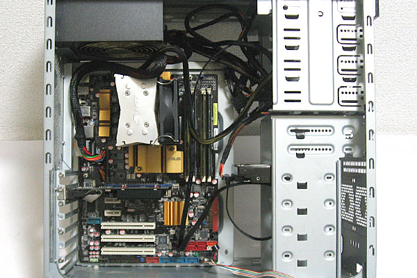 お値打ち品 自作デスクトップPC(要HDD入れ替え要) デスクトップ型PC